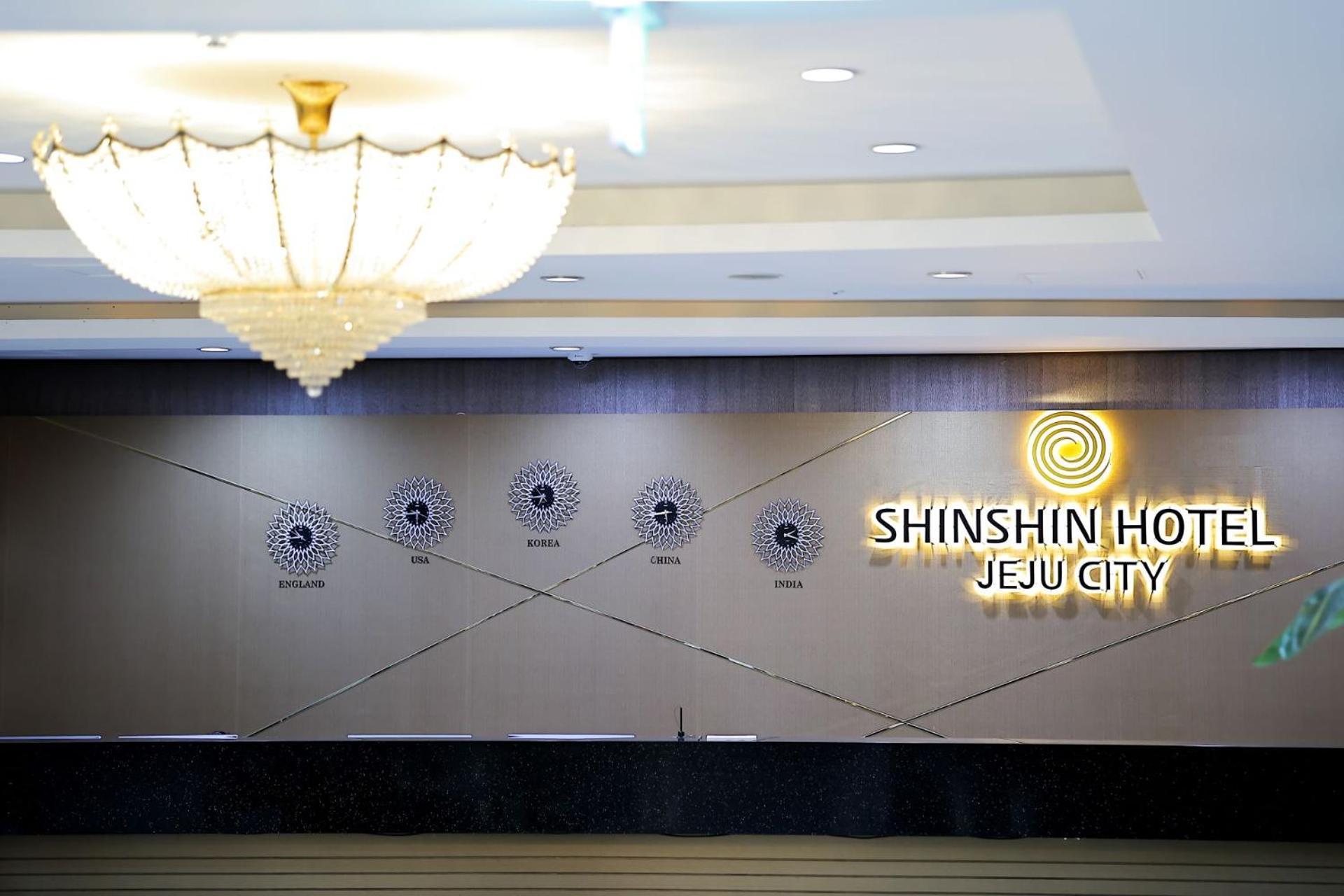 Shin Shin Hotel Jeju City Exteriör bild