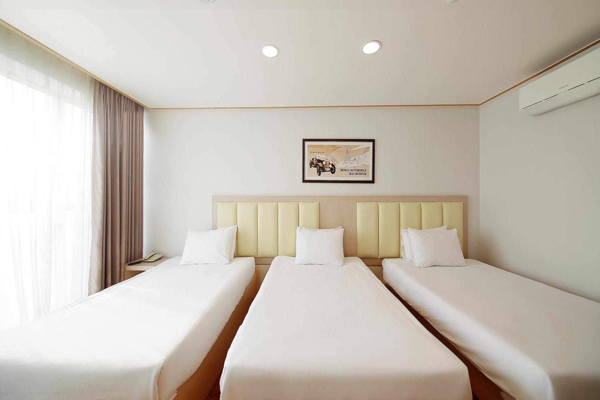Shin Shin Hotel Jeju City Exteriör bild