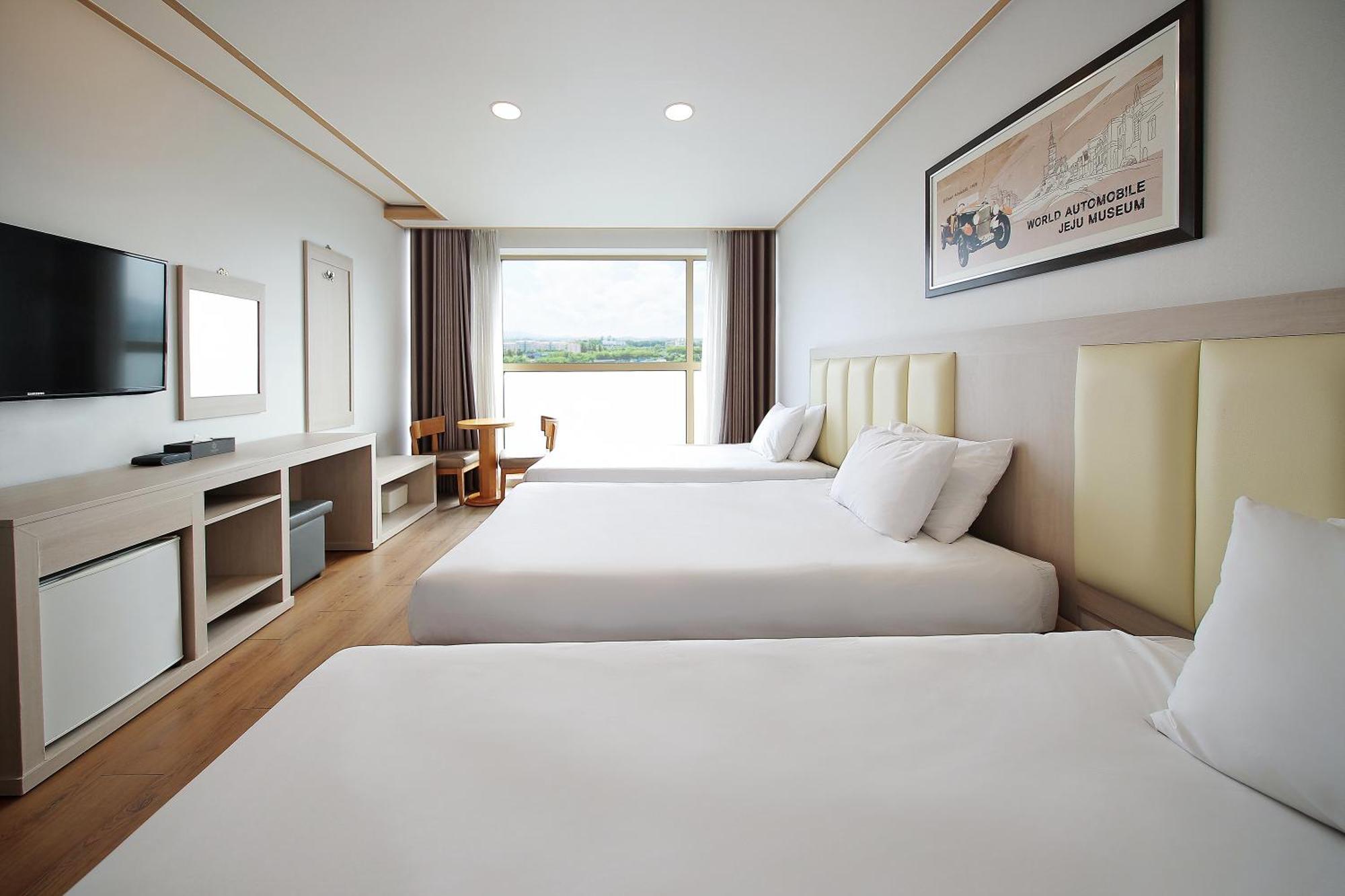Shin Shin Hotel Jeju City Exteriör bild