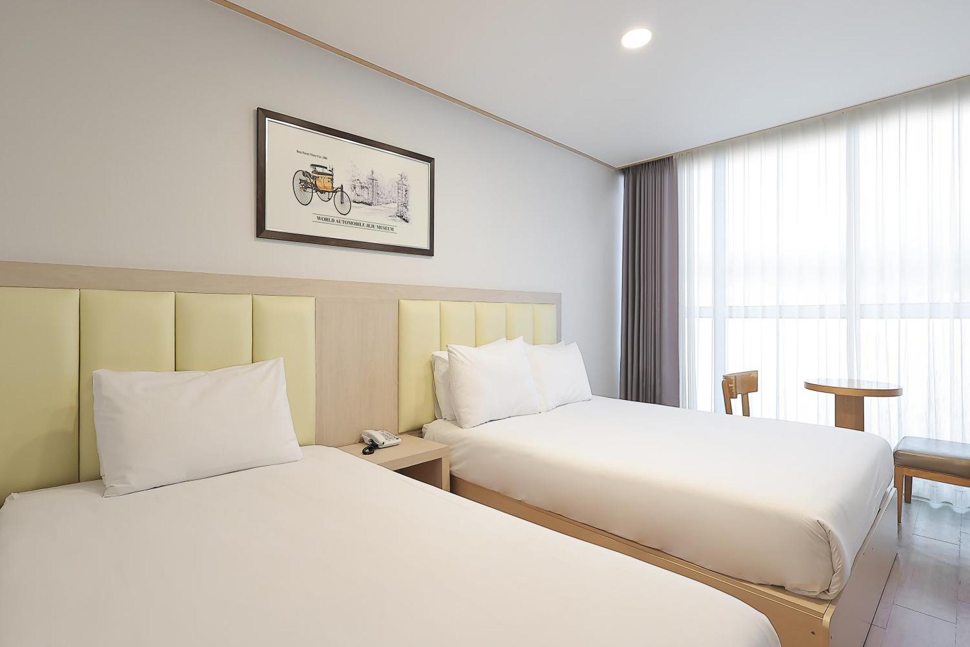 Shin Shin Hotel Jeju City Exteriör bild